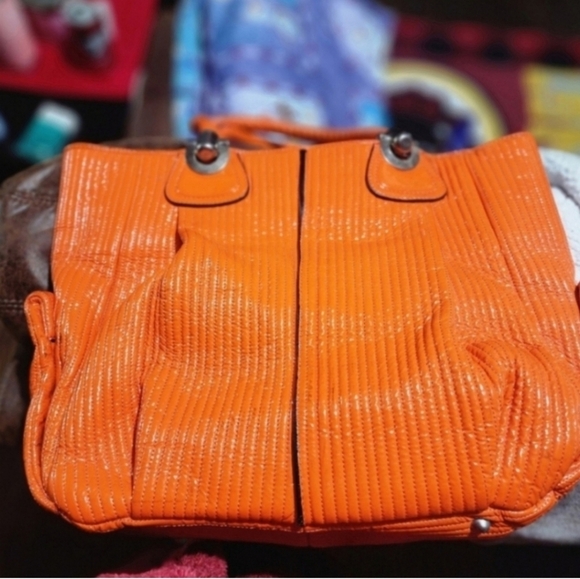 🍁FALL BAG🔥🔥VERY RARE VNTG Chloe ORANGE Patent Lambskin Heloise Large Satchel - Picture 3 of 13